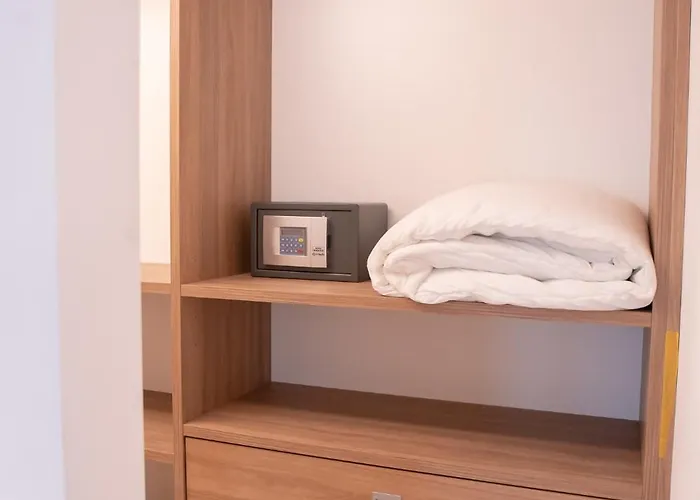 Romantic White - 5 Minutes From The