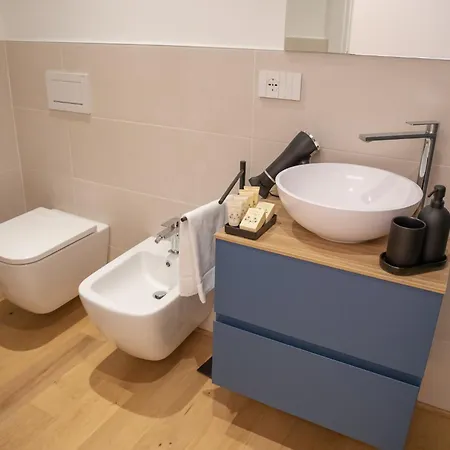 Apartment Romantic White - 5 Minutes From The *