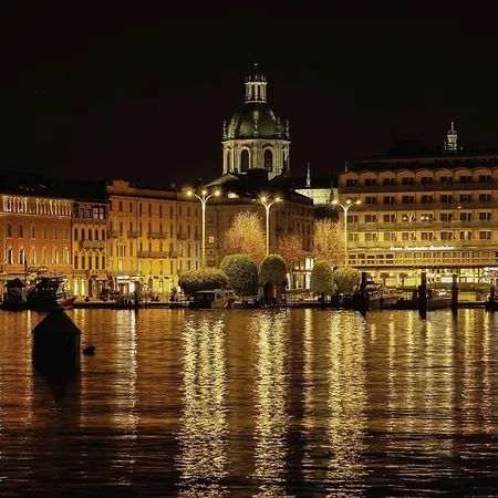 Romantic White - 5 Minutes From The Appartamento