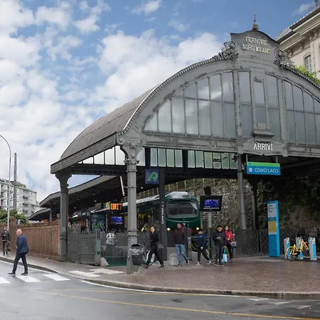 Romantic White - 5 Minutes From The Apartment Como