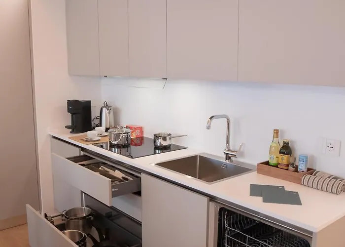 Romantic White - 5 Minutes From The Appartement *