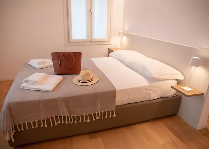 Appartement Romantic White - 5 Minutes From The *